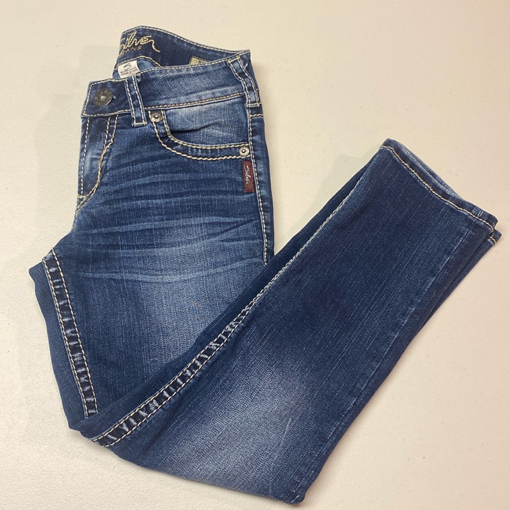 Silver Jeans Suki Capri cropped Midrise size 25. Darkwash